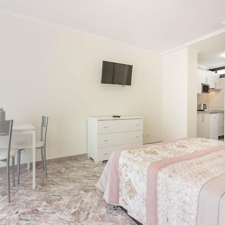 Tenerife Olympia Apart Hotel-Playa De Las Americas. Balcony, Sea View & Pool Buitenkant foto