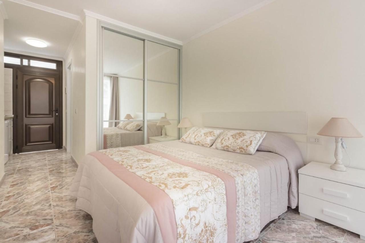 Tenerife Olympia Apart Hotel-Playa De Las Americas. Balcony, Sea View & Pool Buitenkant foto