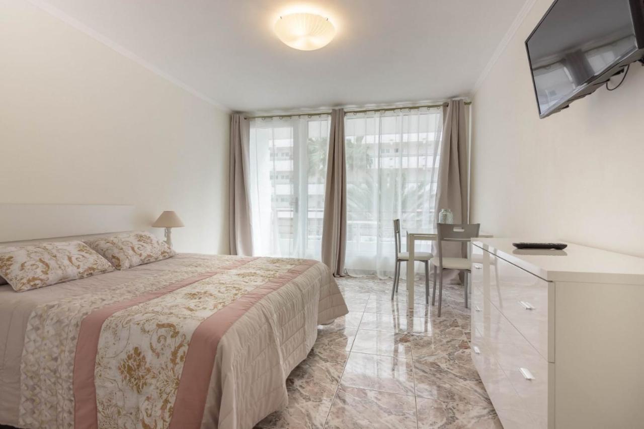 Tenerife Olympia Apart Hotel-Playa De Las Americas. Balcony, Sea View & Pool Buitenkant foto