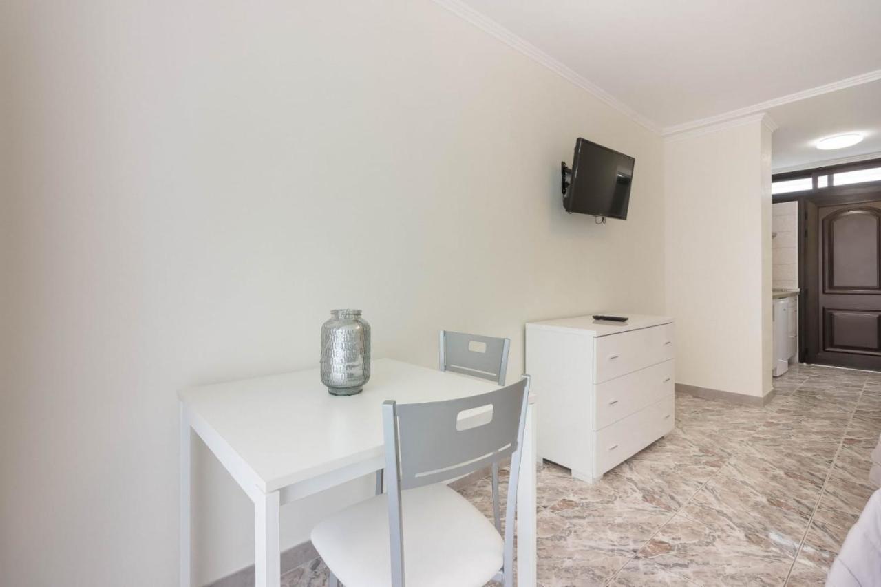 Tenerife Olympia Apart Hotel-Playa De Las Americas. Balcony, Sea View & Pool Buitenkant foto